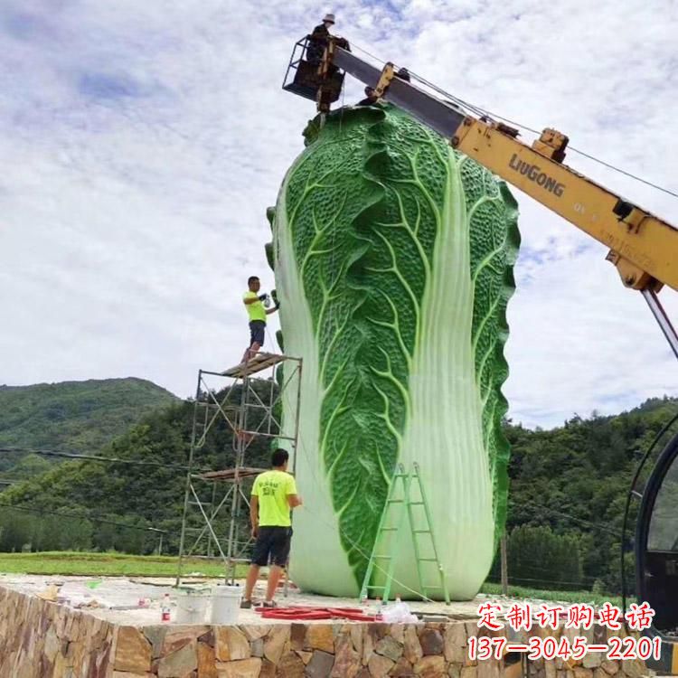 内蒙古白菜石雕凳给您的景观增添一份精致