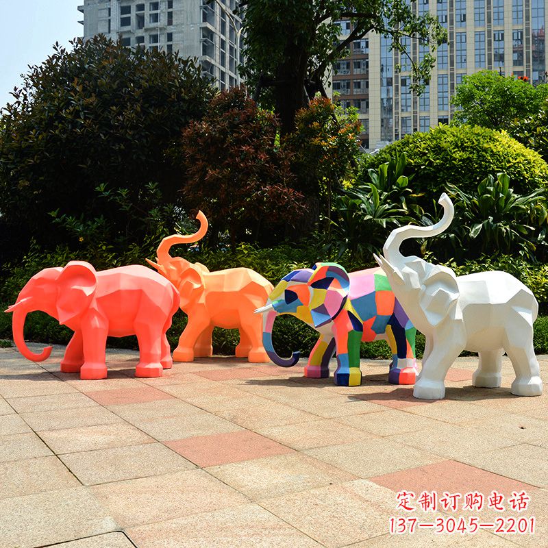 内蒙古金色大象雕塑活跃的商场游乐场