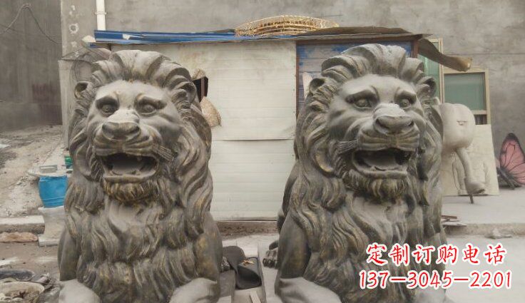 内蒙古玻璃钢西洋趴狮仿铜动物雕塑