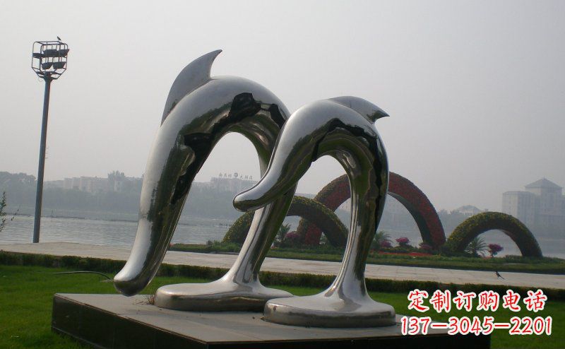 内蒙古精美不锈钢海豚雕塑