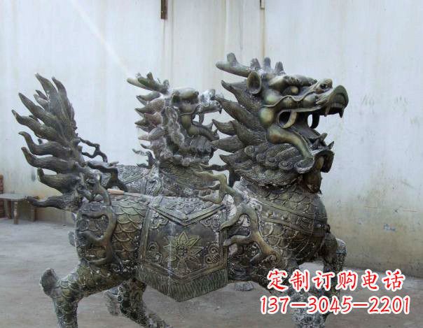 内蒙古精致手工铜麒麟雕塑