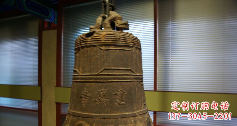 内蒙古仿古铜钟雕塑定制