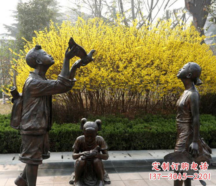 内蒙古精致可爱的儿童铜雕