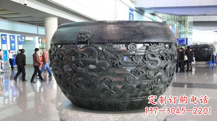 内蒙古建筑与自然的和谐景观水缸雕塑