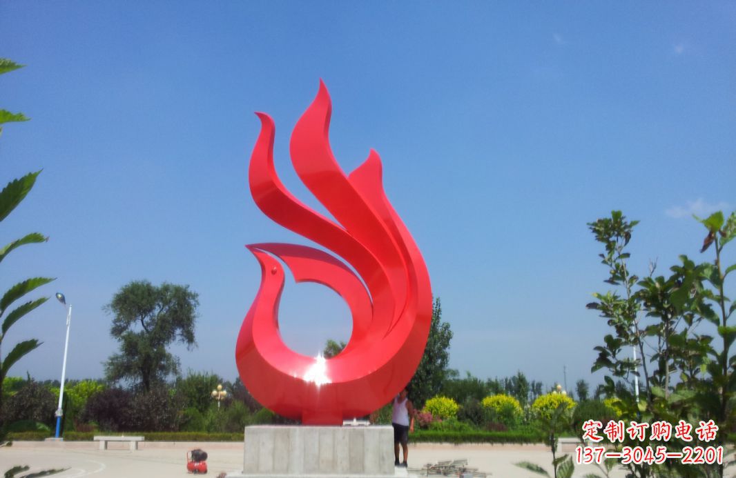 内蒙古精美绝伦的凤凰不锈钢抽象雕塑