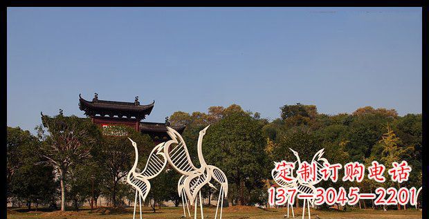 内蒙古中领雕塑的精美不锈钢仙鹤雕塑