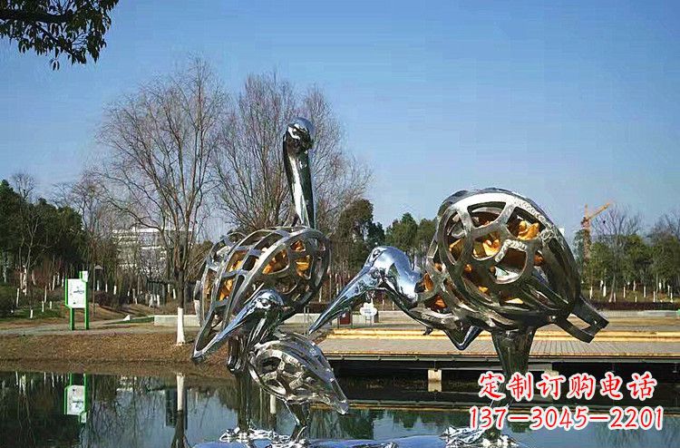 内蒙古手工制作的可爱丹顶鹤雕塑