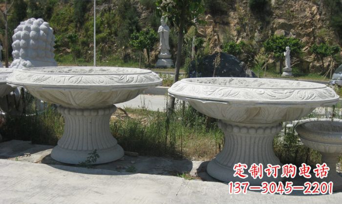 内蒙古美轮美奂的大理石花盆雕塑