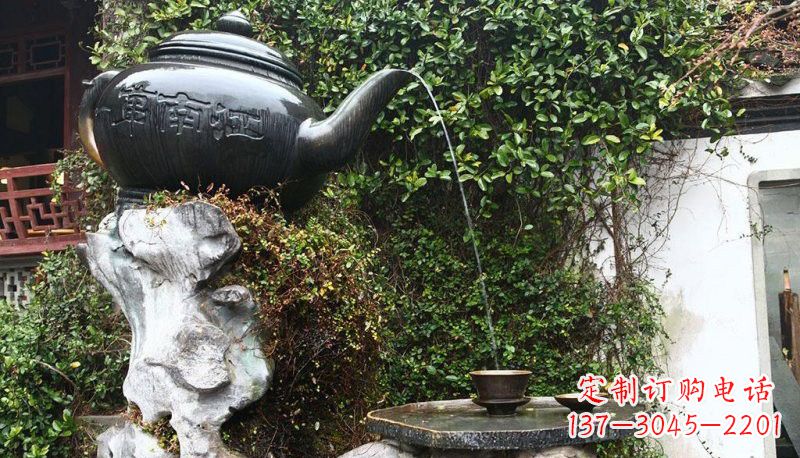 内蒙古铜雕茶壶,雕刻美景,带您开启新的旅程