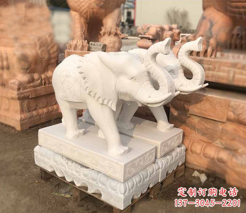 内蒙古雕刻睿智的大象-定制门口镇宅招财石雕