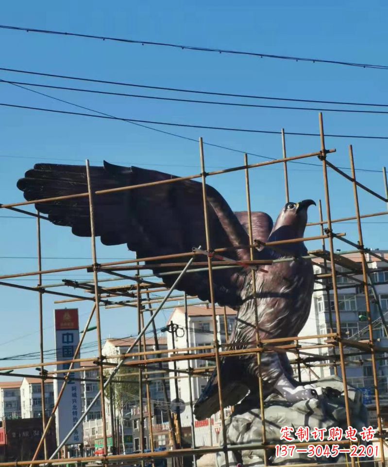 内蒙古老鹰动物铜雕