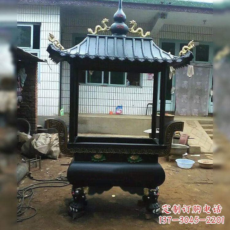 内蒙古中领雕塑精美全铜香炉古典雕塑
