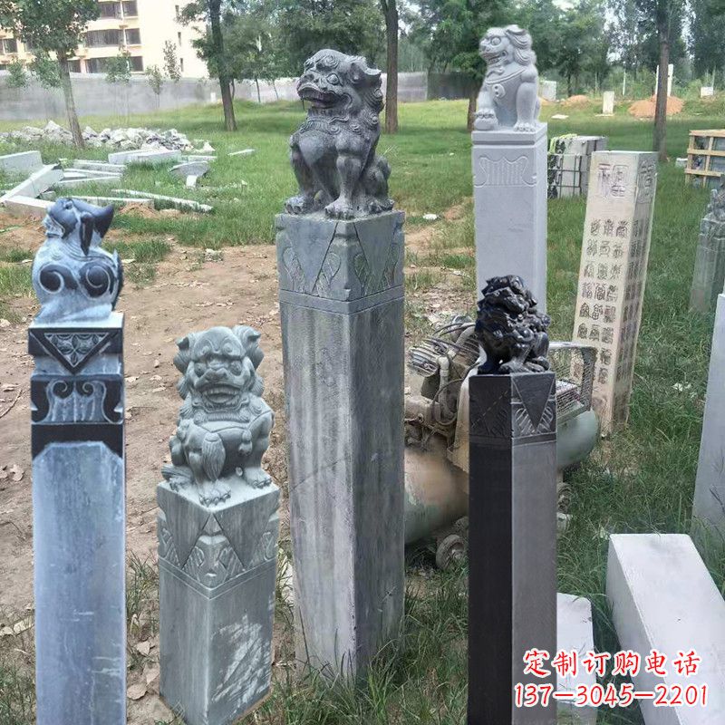 内蒙古石狮子拴马柱