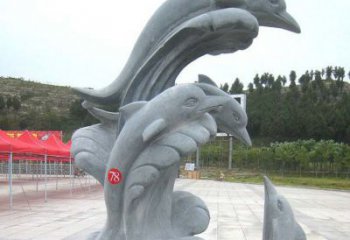 内蒙古青石海豚雕塑由中领雕塑制作，是一款以海豚…
