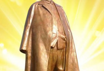内蒙古严格掌控：毛主席大衣装置雕塑