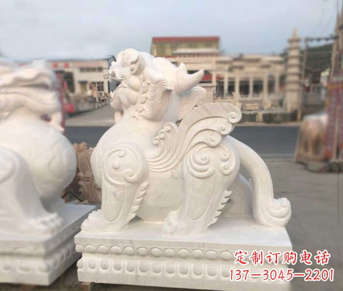 内蒙古招财进宝立式貔貅门口石雕 (2)